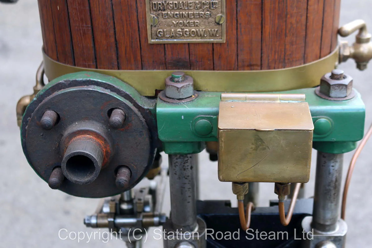 Drysdale vertical engine with reversing gear