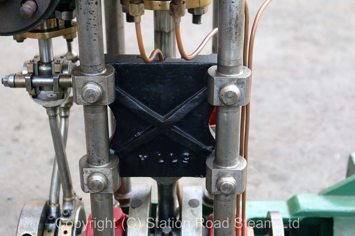 Drysdale vertical engine with reversing gear