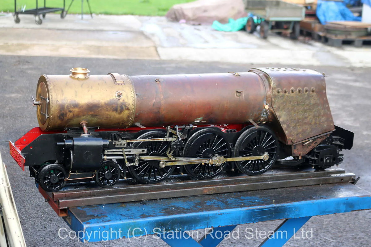 5 inch gauge "Britannia" 4-6-2 running chassis with boiler & tender