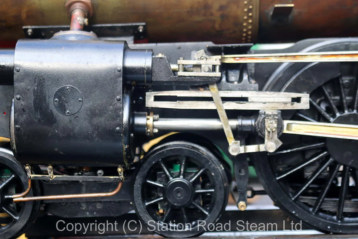 5 inch gauge "Britannia" 4-6-2 running chassis with boiler & tender