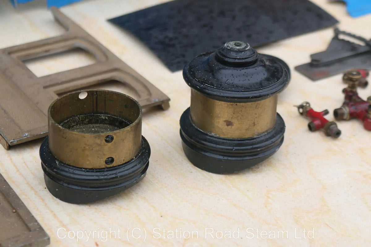 Dismantled 5 inch gauge NY&HRR 4-4-0