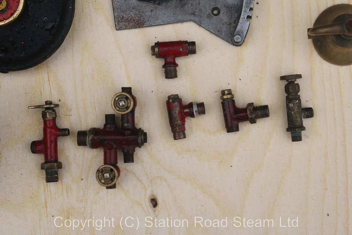 Dismantled 5 inch gauge NY&HRR 4-4-0