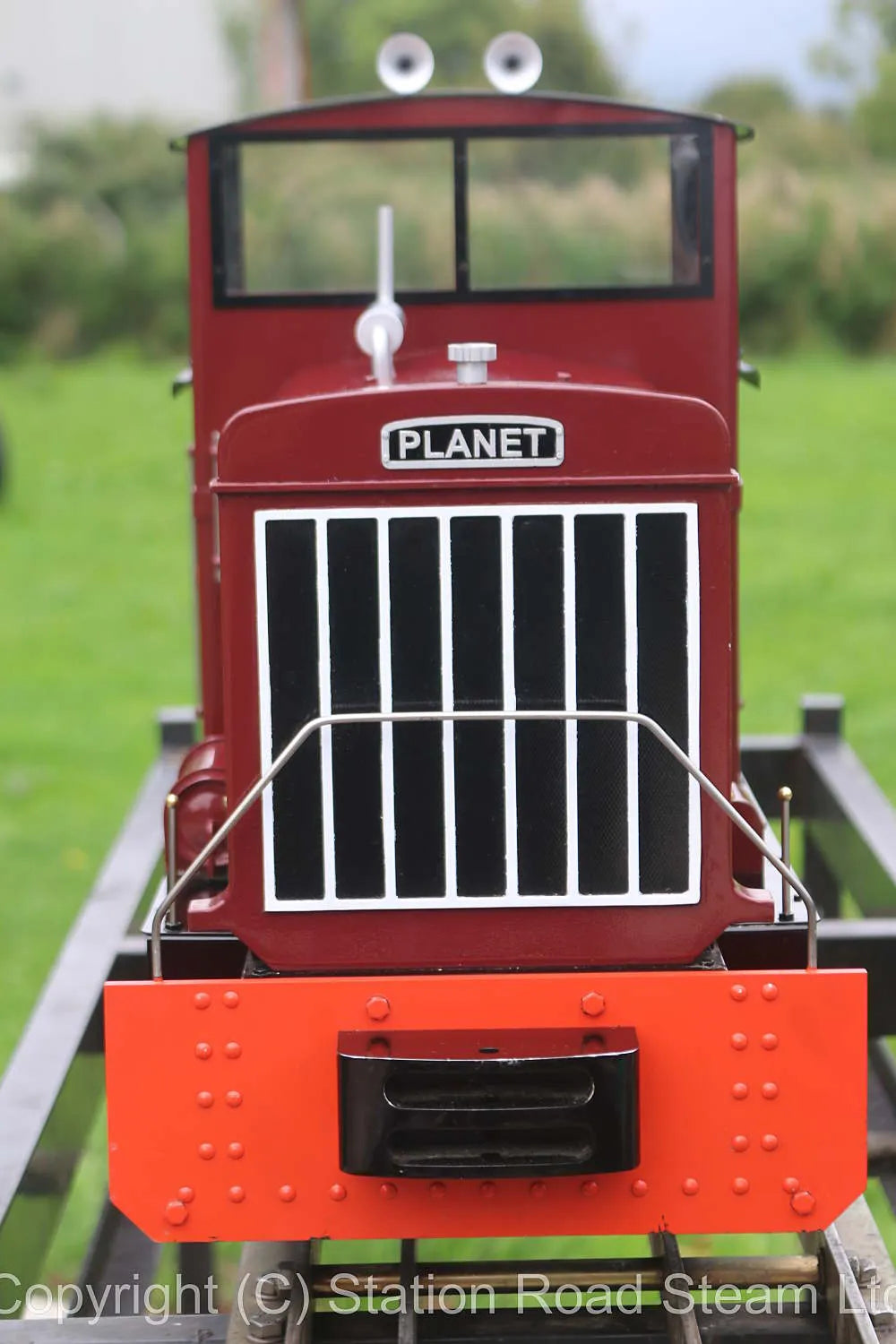 5 inch gauge Maxitrak "Planet" battery electric shunter