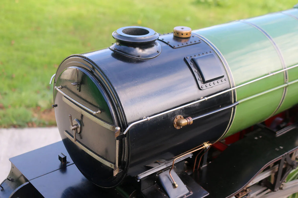 7 1/4 inch gauge LNER V2 2-6-2