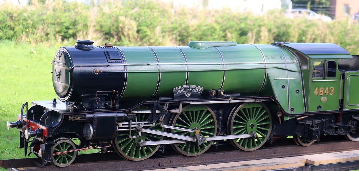 7 1/4 inch gauge LNER V2 2-6-2