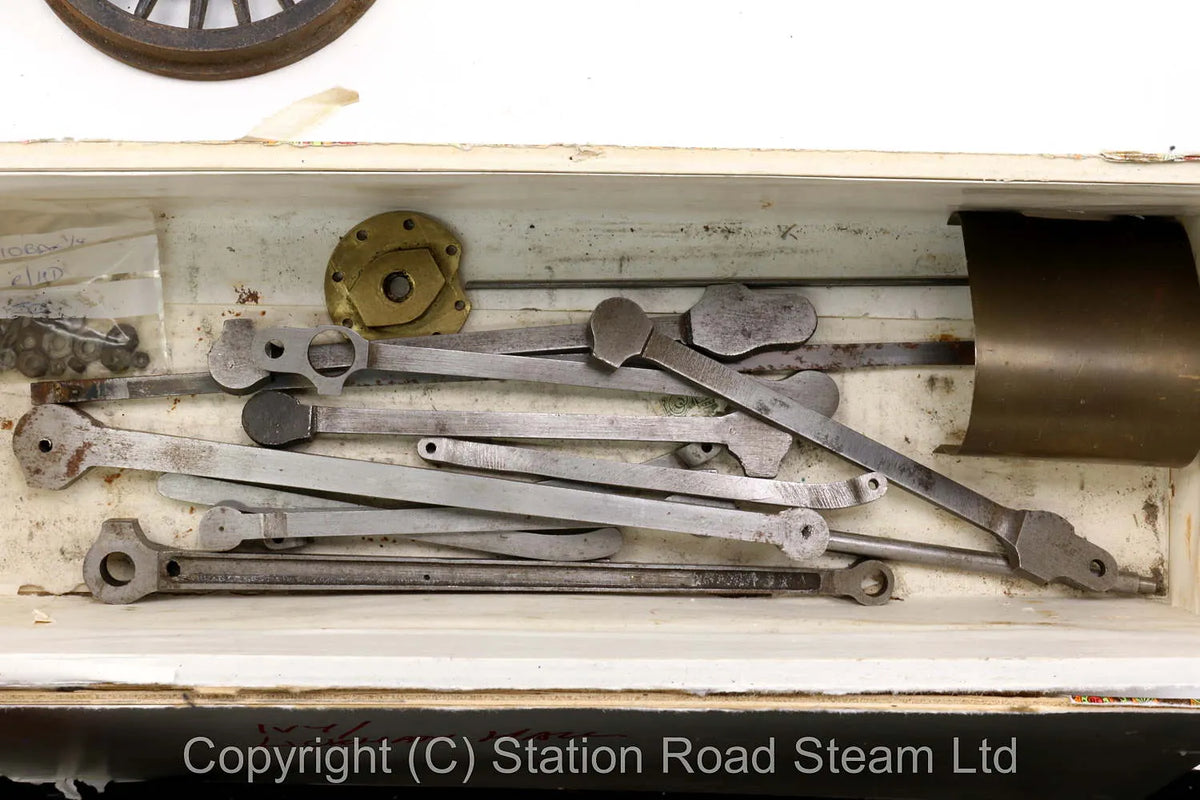 Pair of part-built 3 1/2 inch gauge GWR 4-6-0 "Lickham Hall"