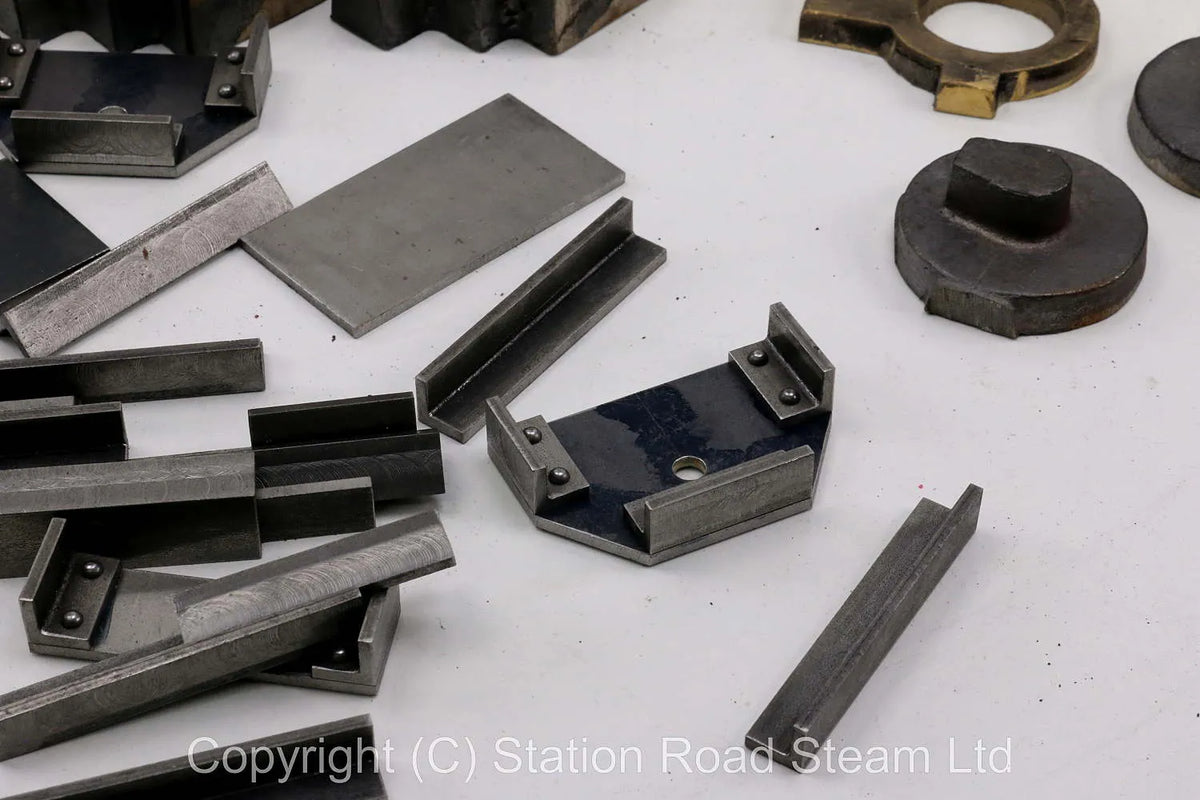3 1/2 inch gauge "Sweet Violet" frames, castings, flanged boiler kit