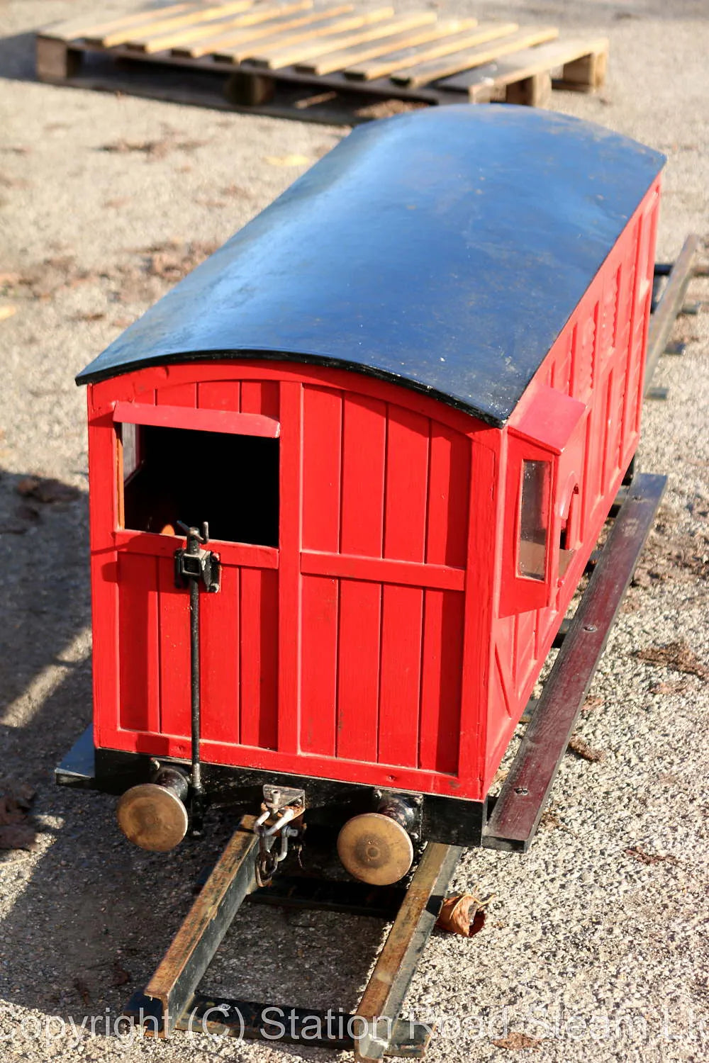 7 1/4 inch gauge Talyllyn coach