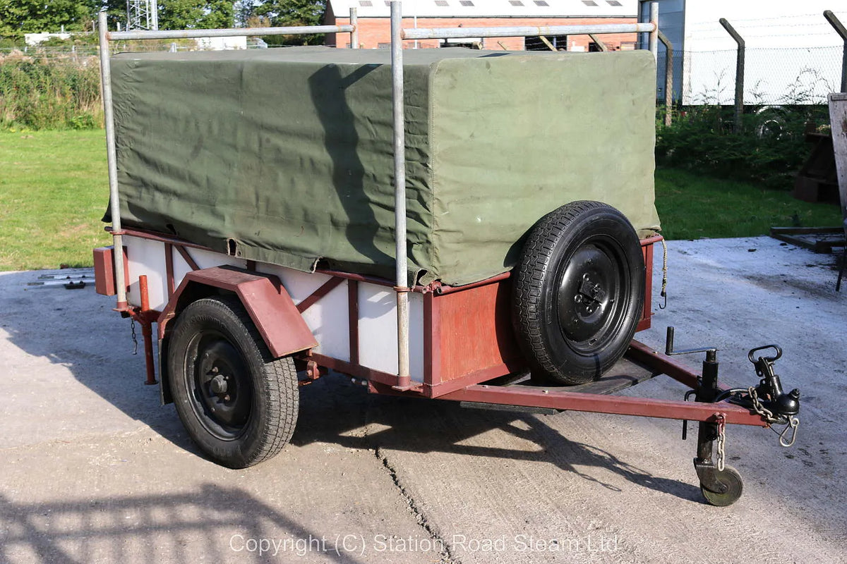 7 1/4 inch gauge fitted road trailer with tonneau