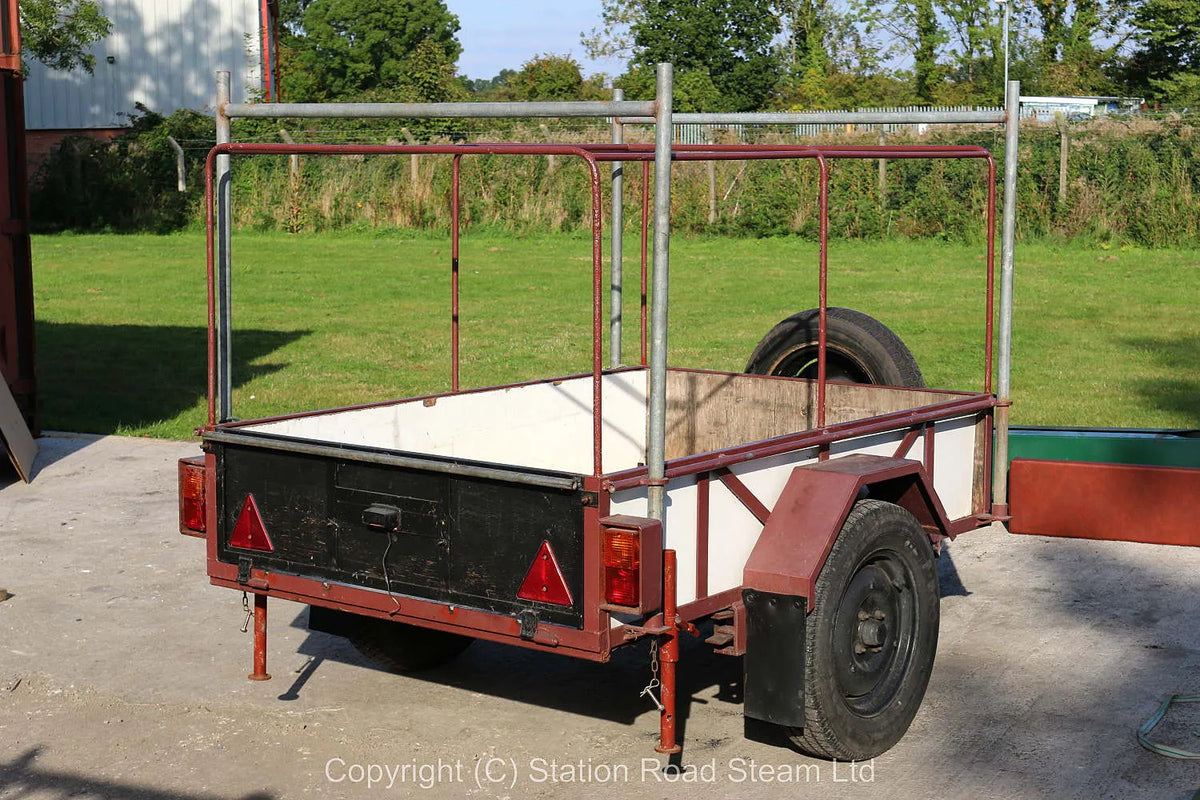 7 1/4 inch gauge fitted road trailer with tonneau