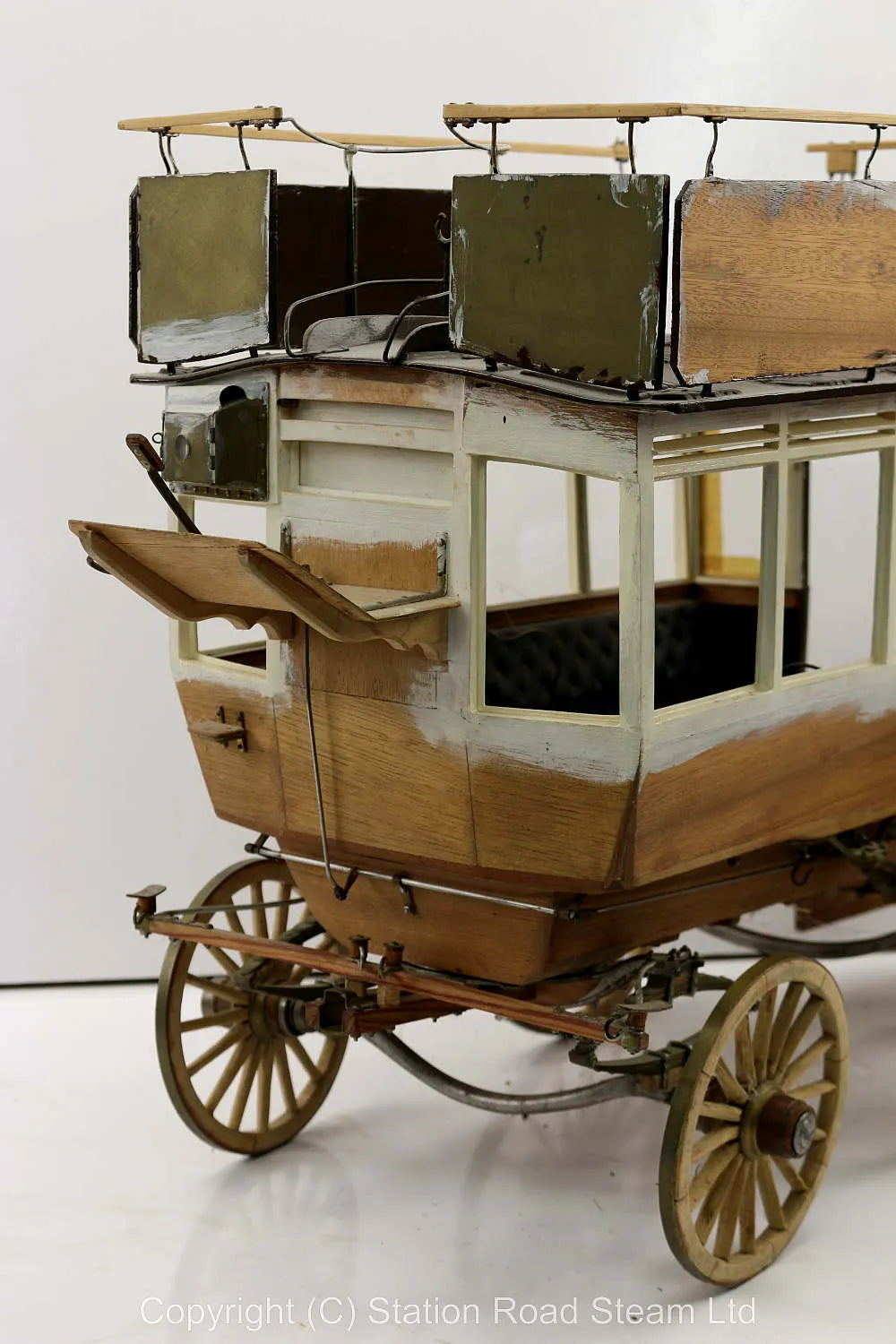 1 1/2 inch scale "Garden seat" horse drawn bus