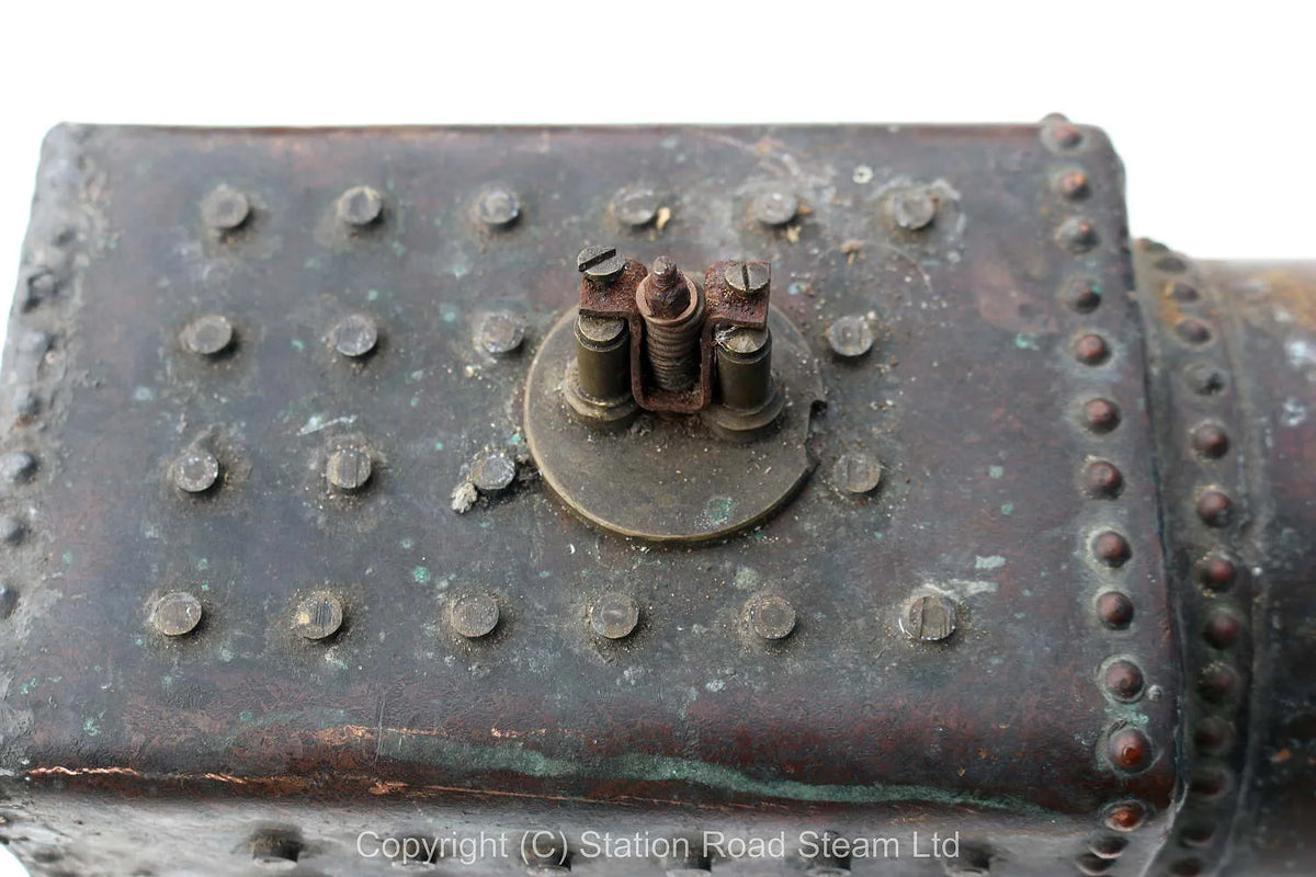 Ancient 3 1/2 inch gauge Atlantic chassis with boiler