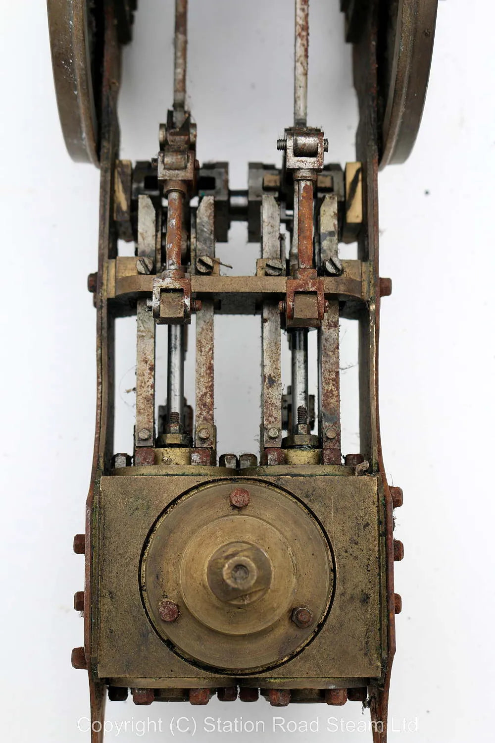 Ancient 3 1/2 inch gauge Atlantic chassis with boiler