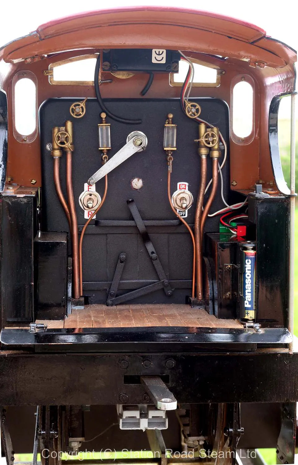 5 inch gauge battery electric Midland Compound