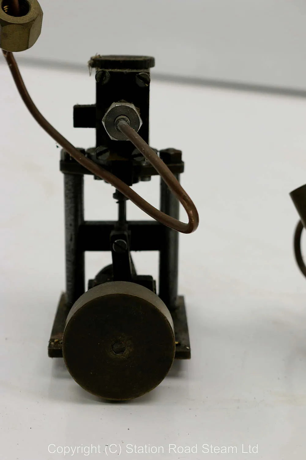 V-twin and single cylinder stationary engines