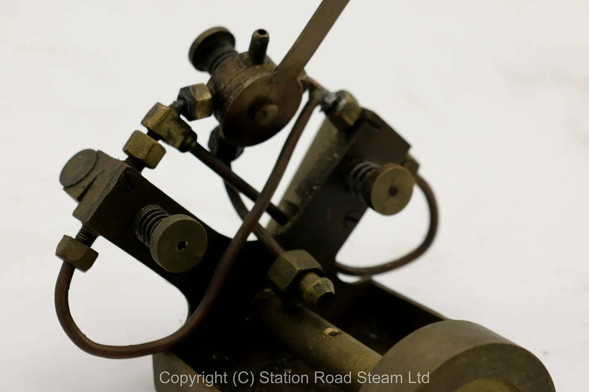 V-twin and single cylinder stationary engines