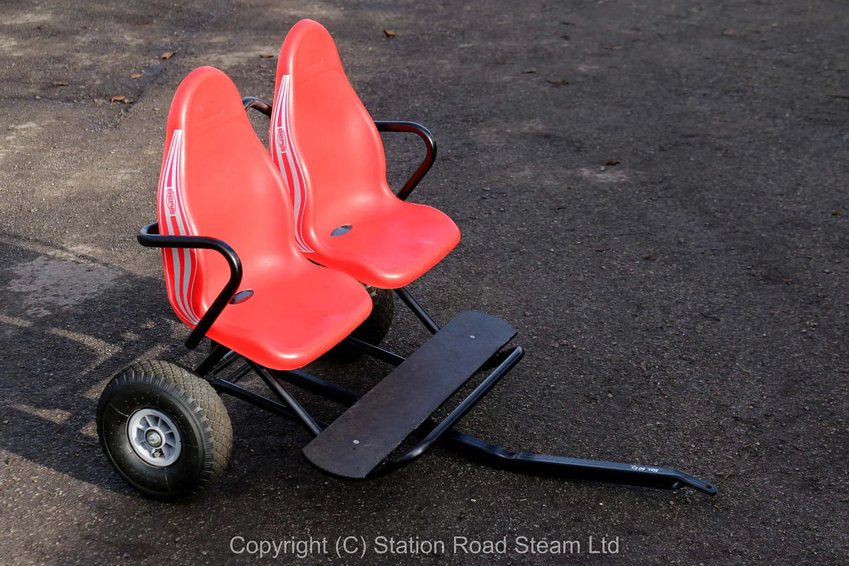 Two seat passenger trolley for 4 inch scale traction engine