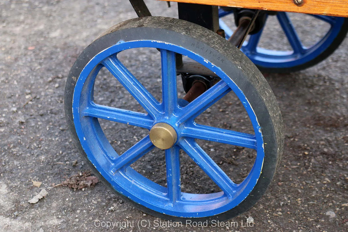 Four wheel traction engine wagon