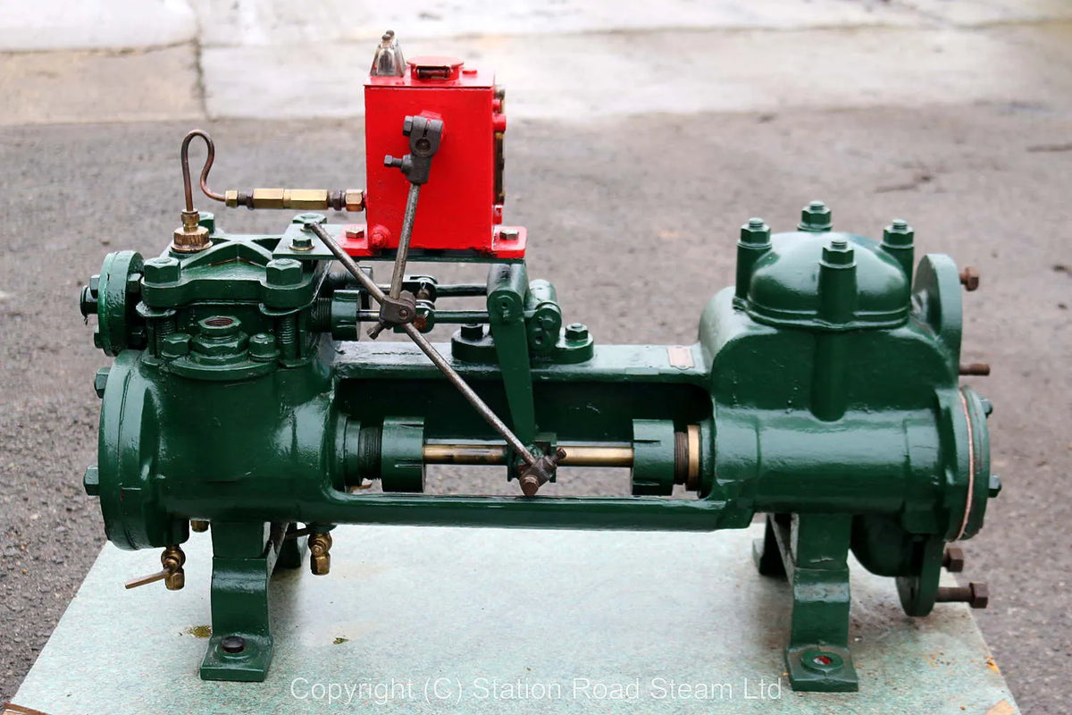 Hayward Tyler duplex steam pump with Manzel lubricator