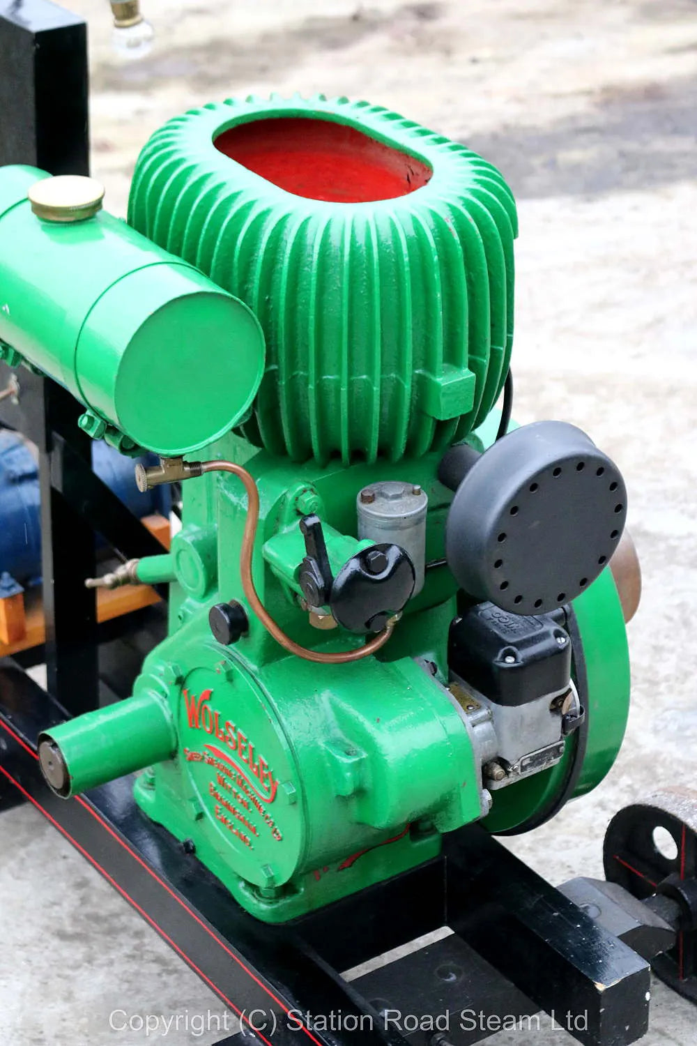 Wolseley WD8 engine with 24V dynamo & lighting board