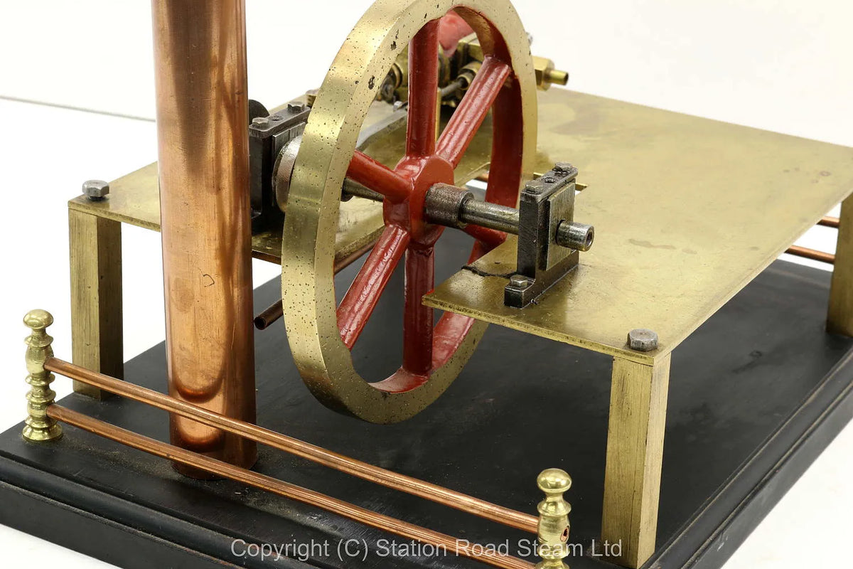 Vintage horizontal engine on later base