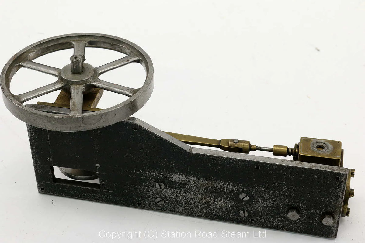 Scratch-built horizontal mill engine