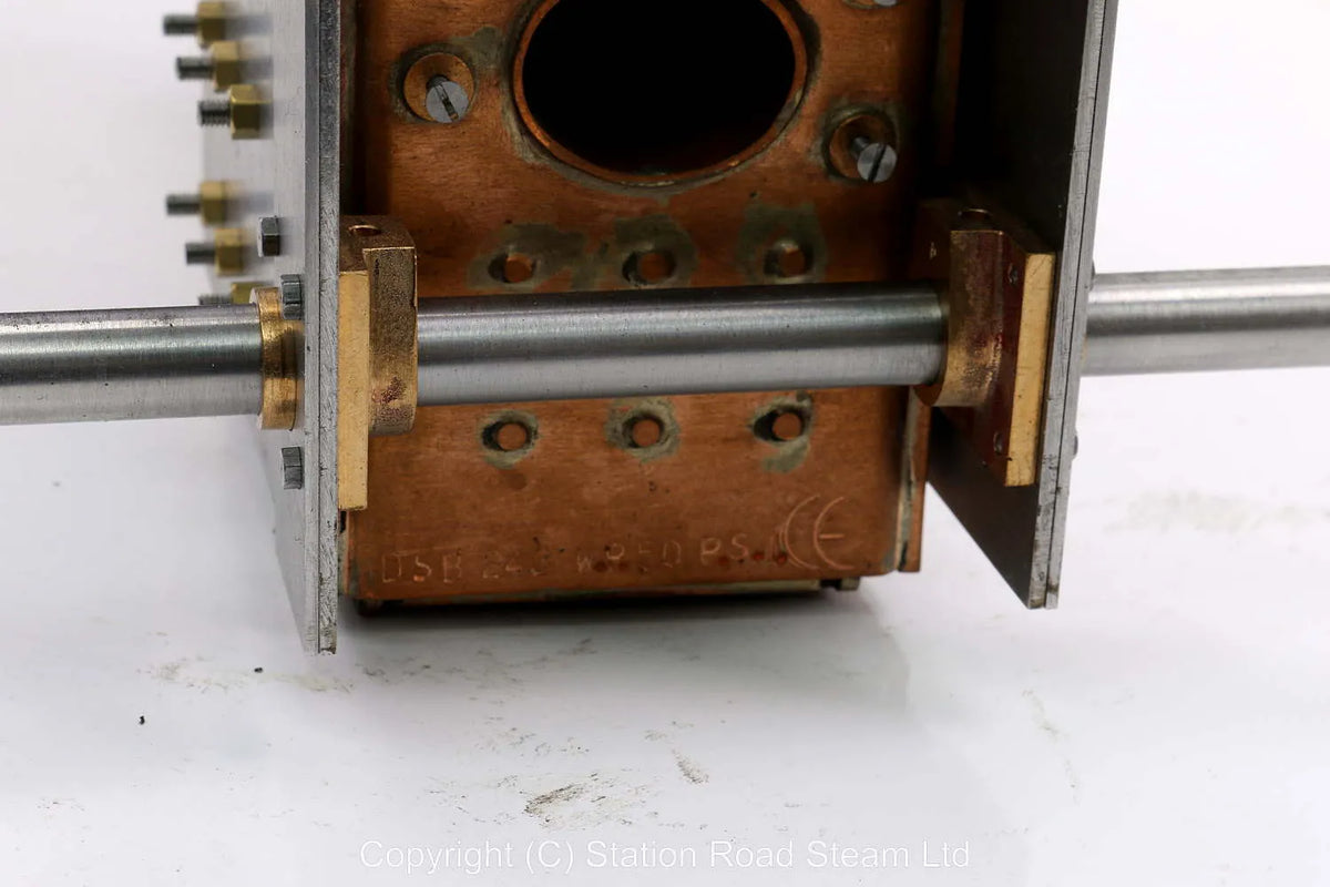 1 inch scale "Minnie" convertible engine