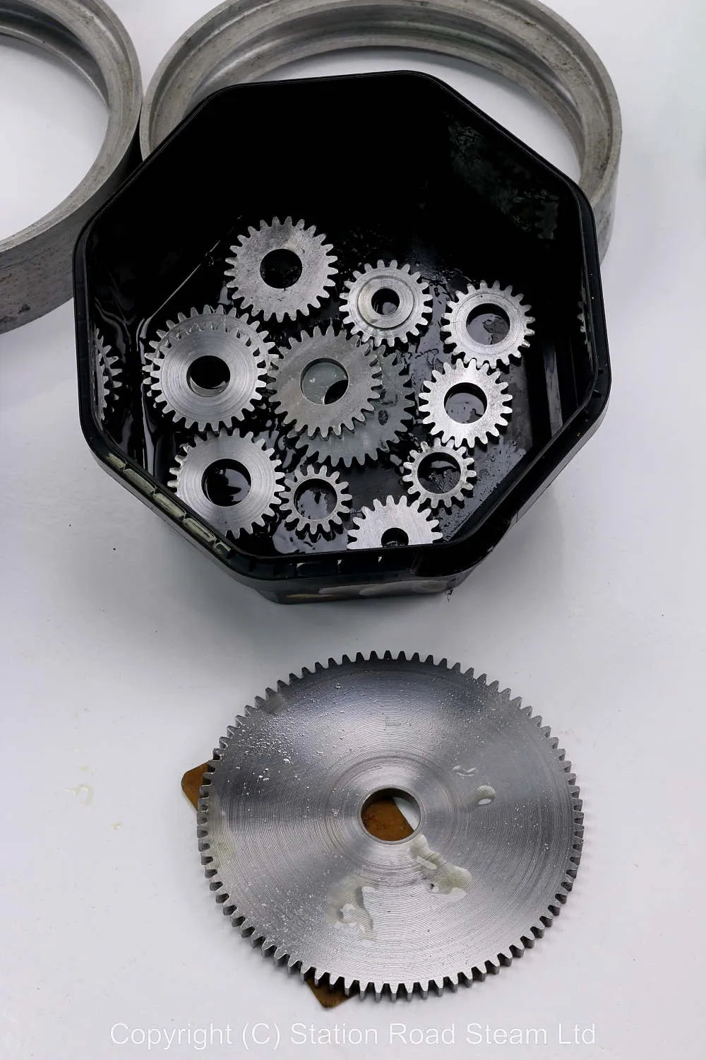 1 inch scale "Minnie" convertible engine
