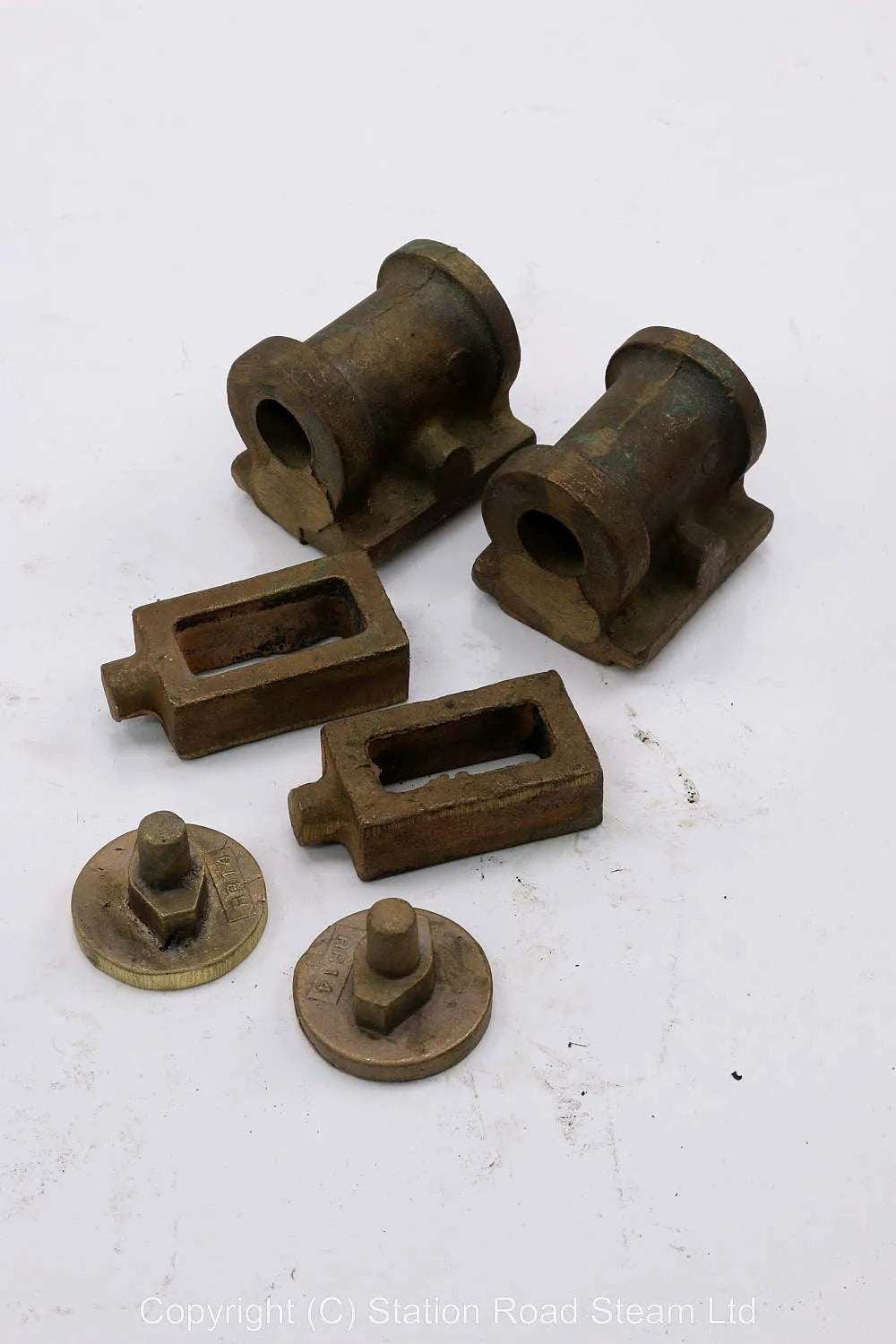 3 1/2 inch gauge "Rob Roy" cylinders,  rear cover & valve chest