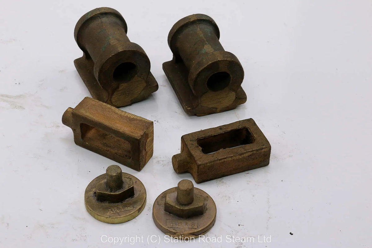 3 1/2 inch gauge "Rob Roy" cylinders,  rear cover & valve chest
