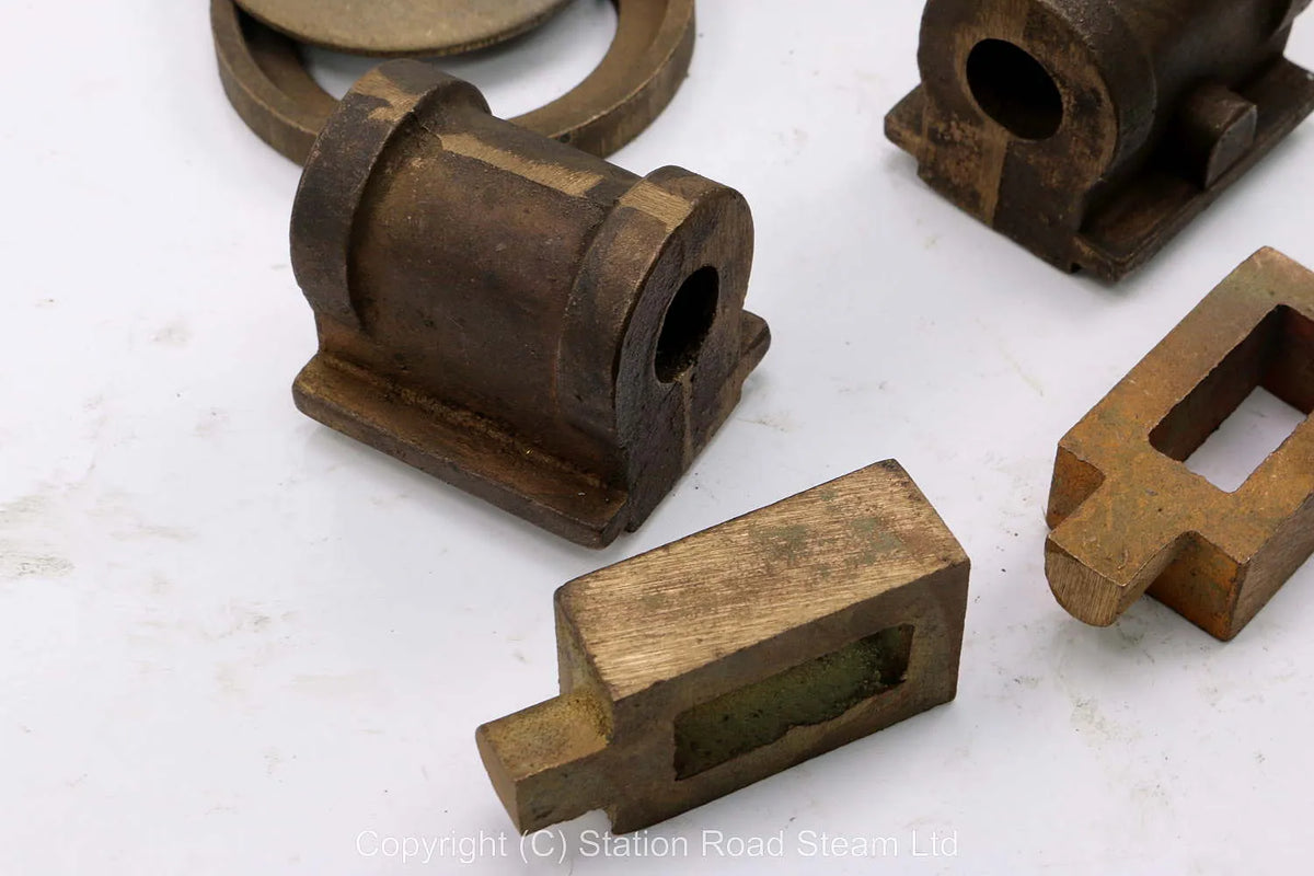 3 1/2 inch gauge "Rob Roy" cylinders, smokebox door, front ring & saddle