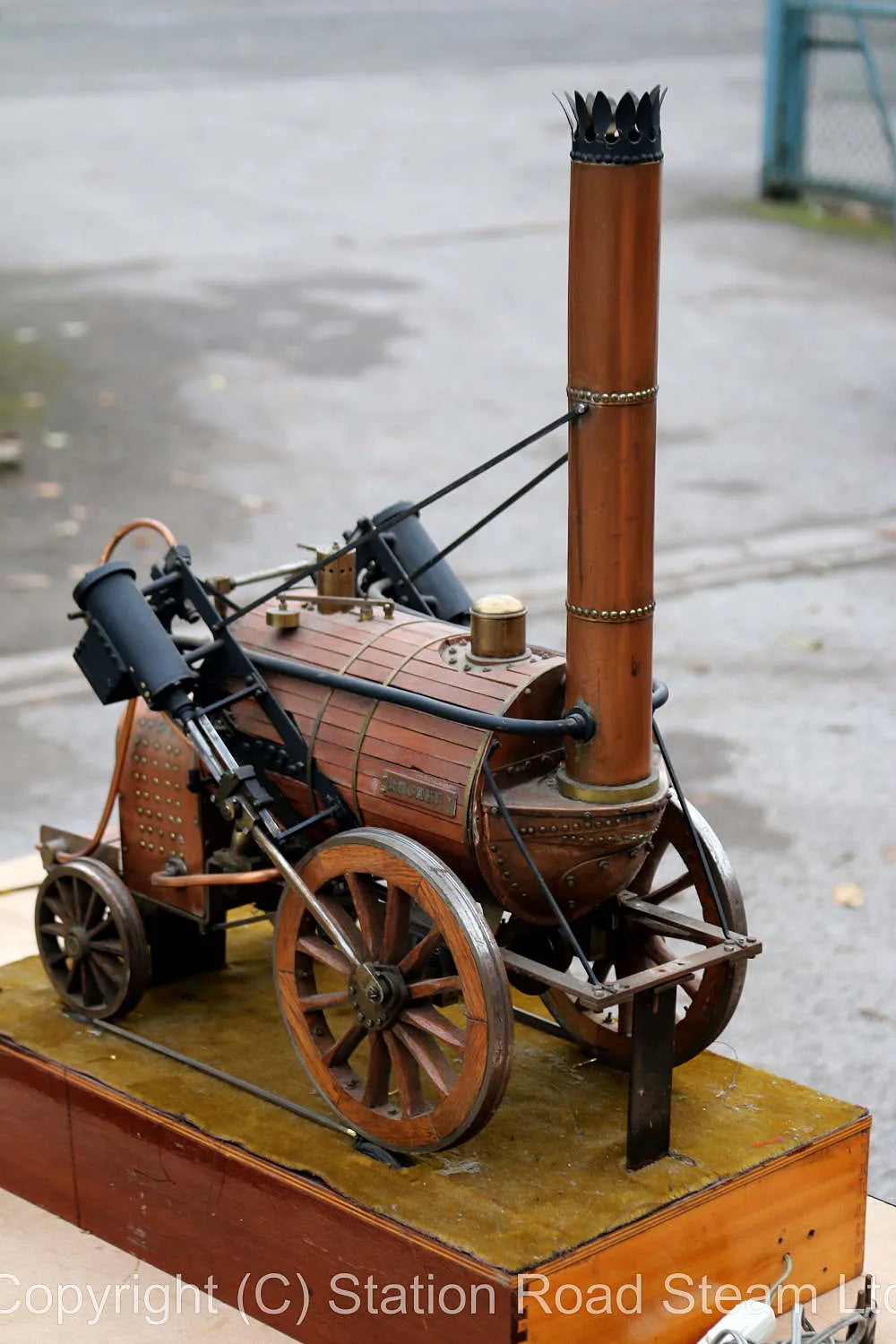 7 1/4 inch gauge display model Stephenson's "Rocket"