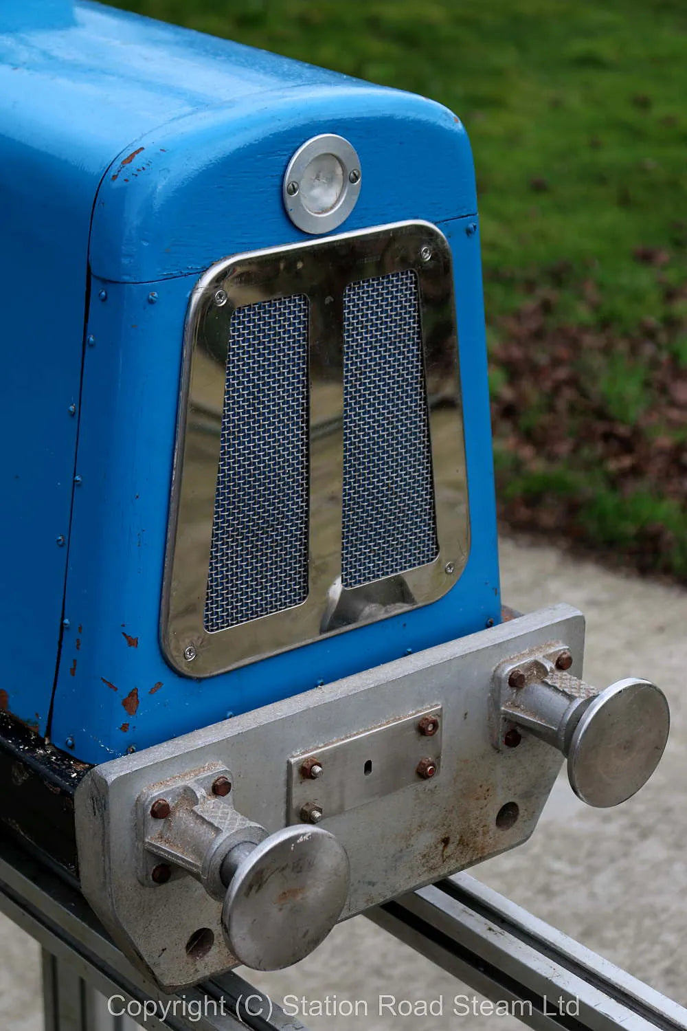 7 1/4 inch gauge battery-electric shunter