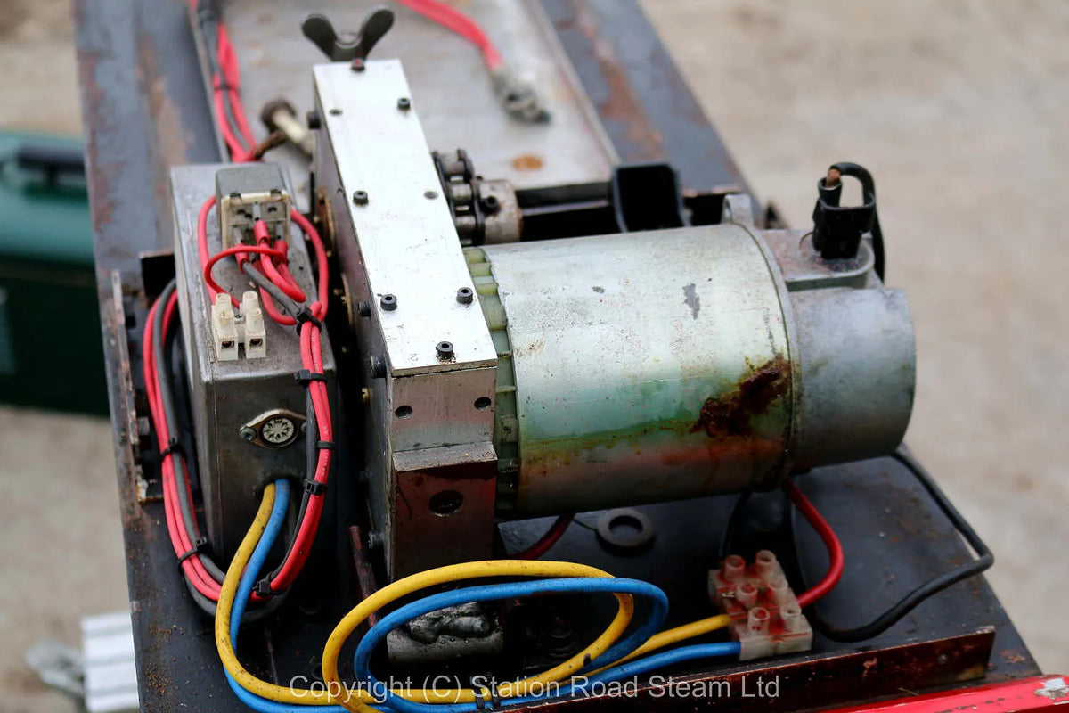 7 1/4 inch gauge battery-electric shunter
