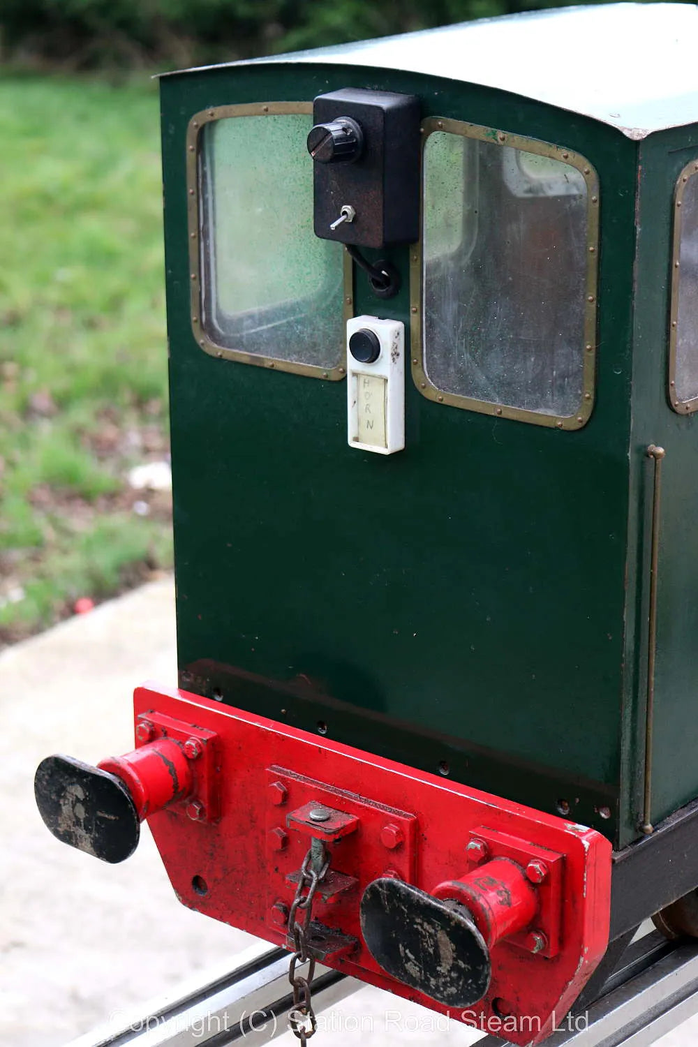 7 1/4 inch gauge battery-electric shunter