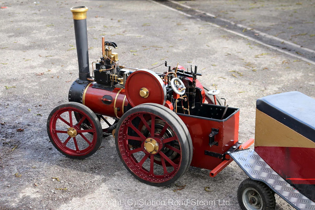 4 inch scale Ruston Proctor SD tractor with driving truck