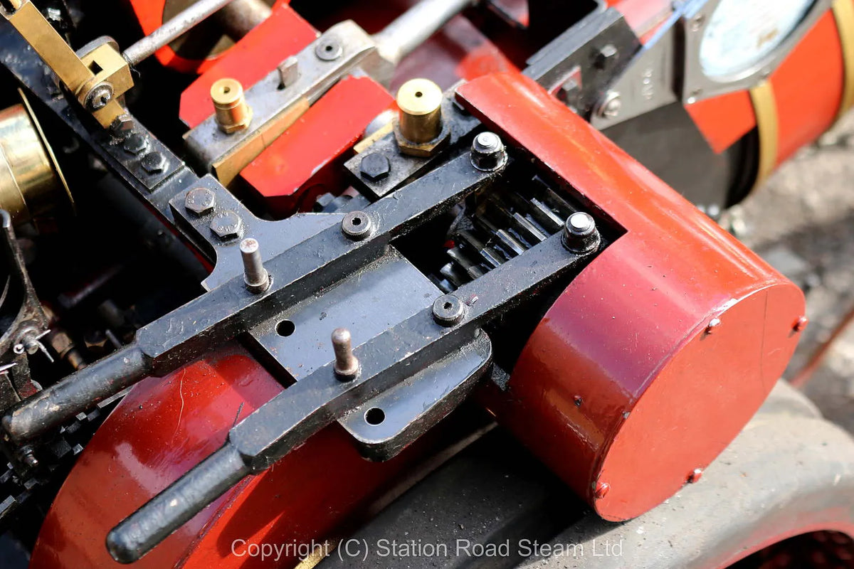 4 inch scale Ruston Proctor SD tractor with driving truck