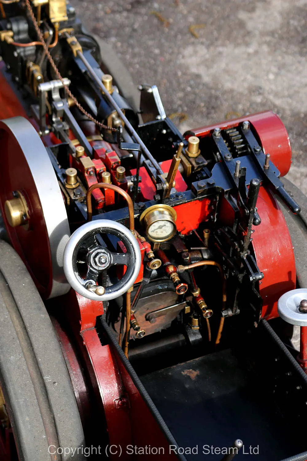 4 inch scale Ruston Proctor SD tractor with driving truck