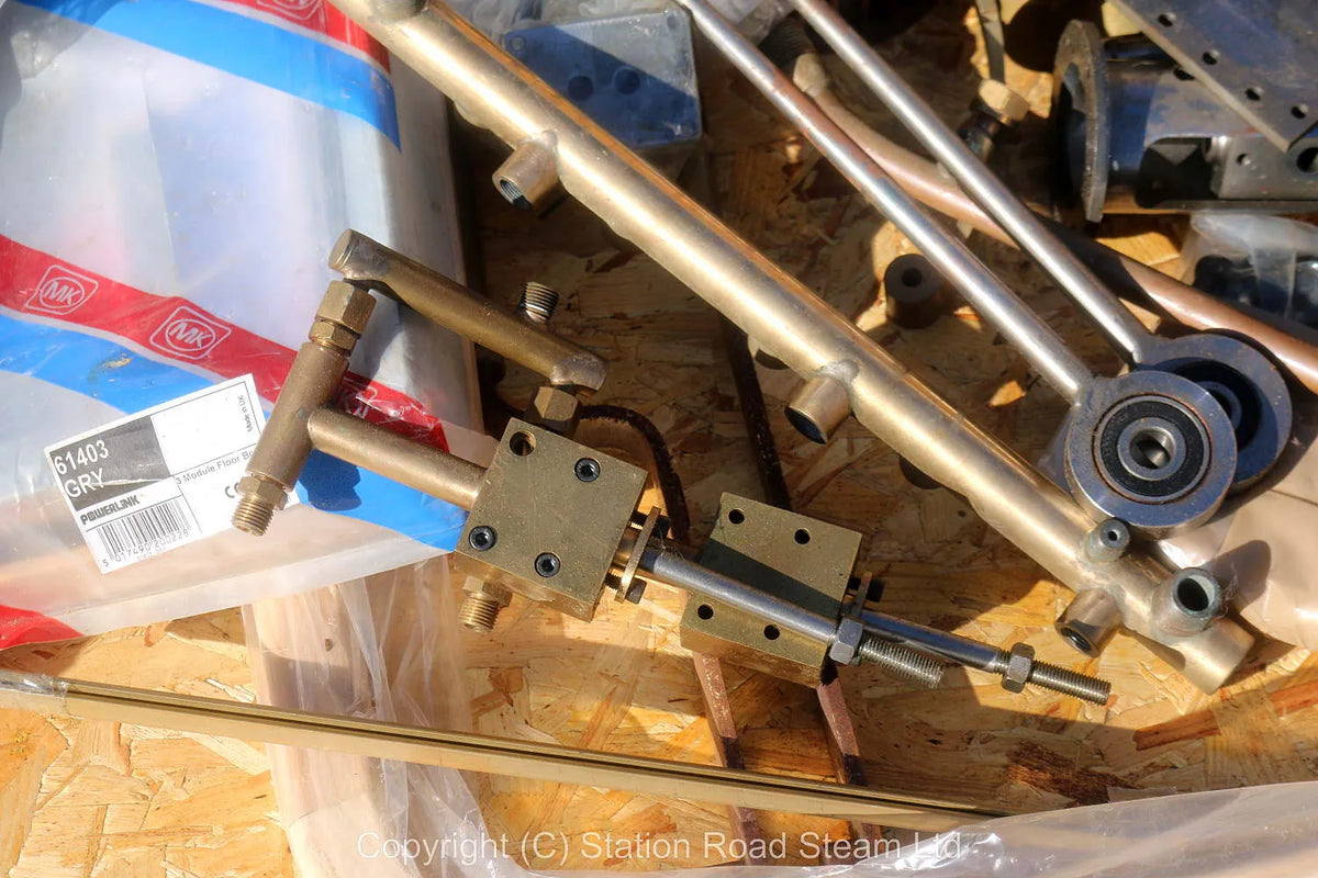 Part-built Likamobile steam car