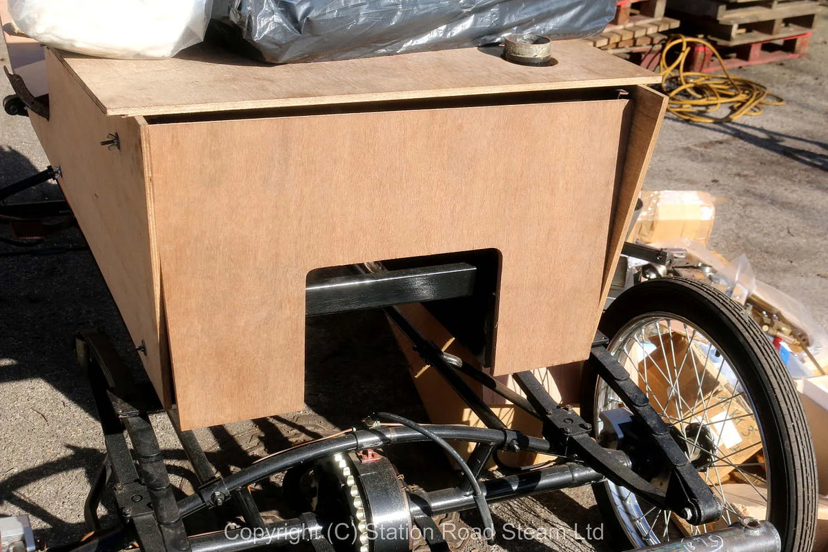 Part-built Likamobile steam car