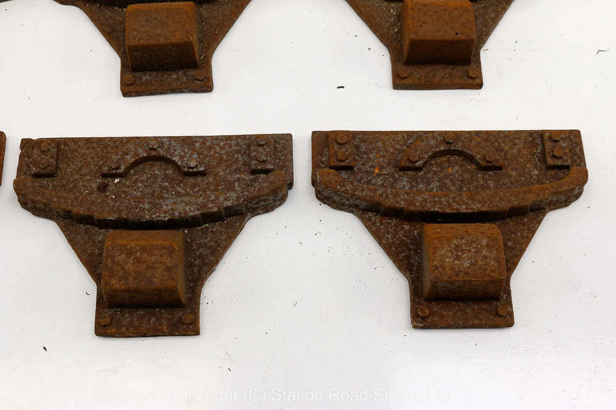 Eight 7 1/4 inch gauge axlebox pillar castings