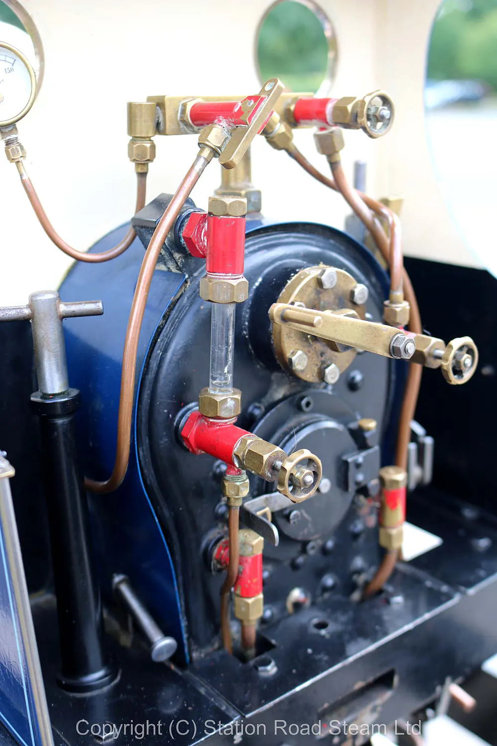 5 inch gauge Polly II 0-4-0 with tender