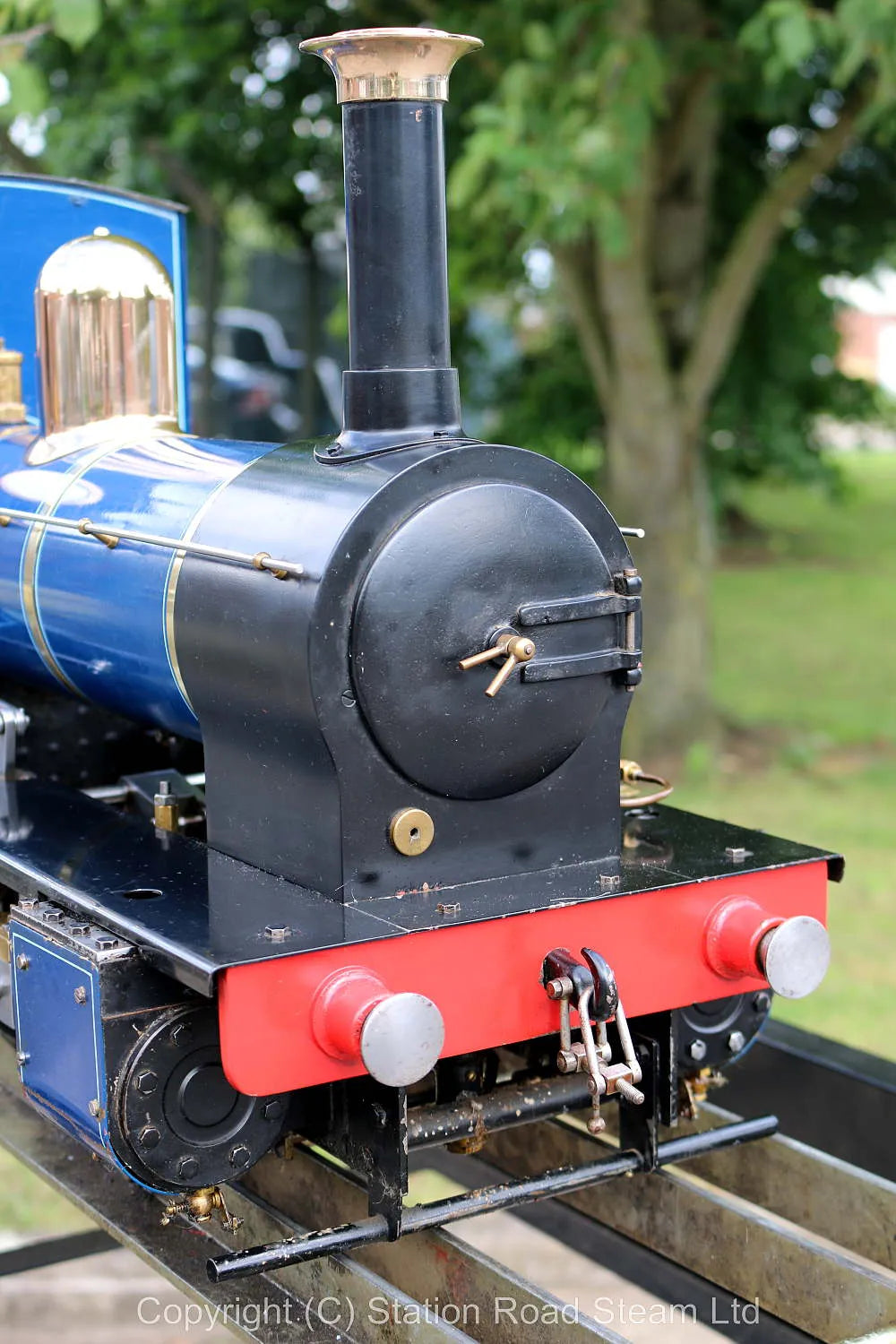 5 inch gauge Polly II 0-4-0 with tender