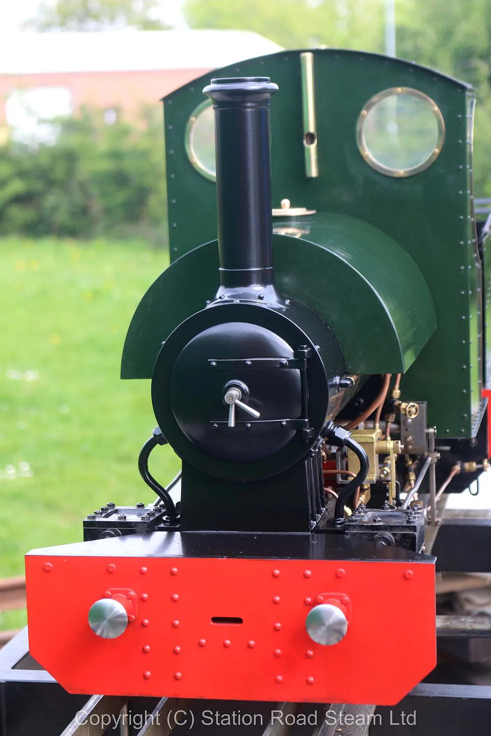 5 inch gauge "Sweet Pea" with driving truck
