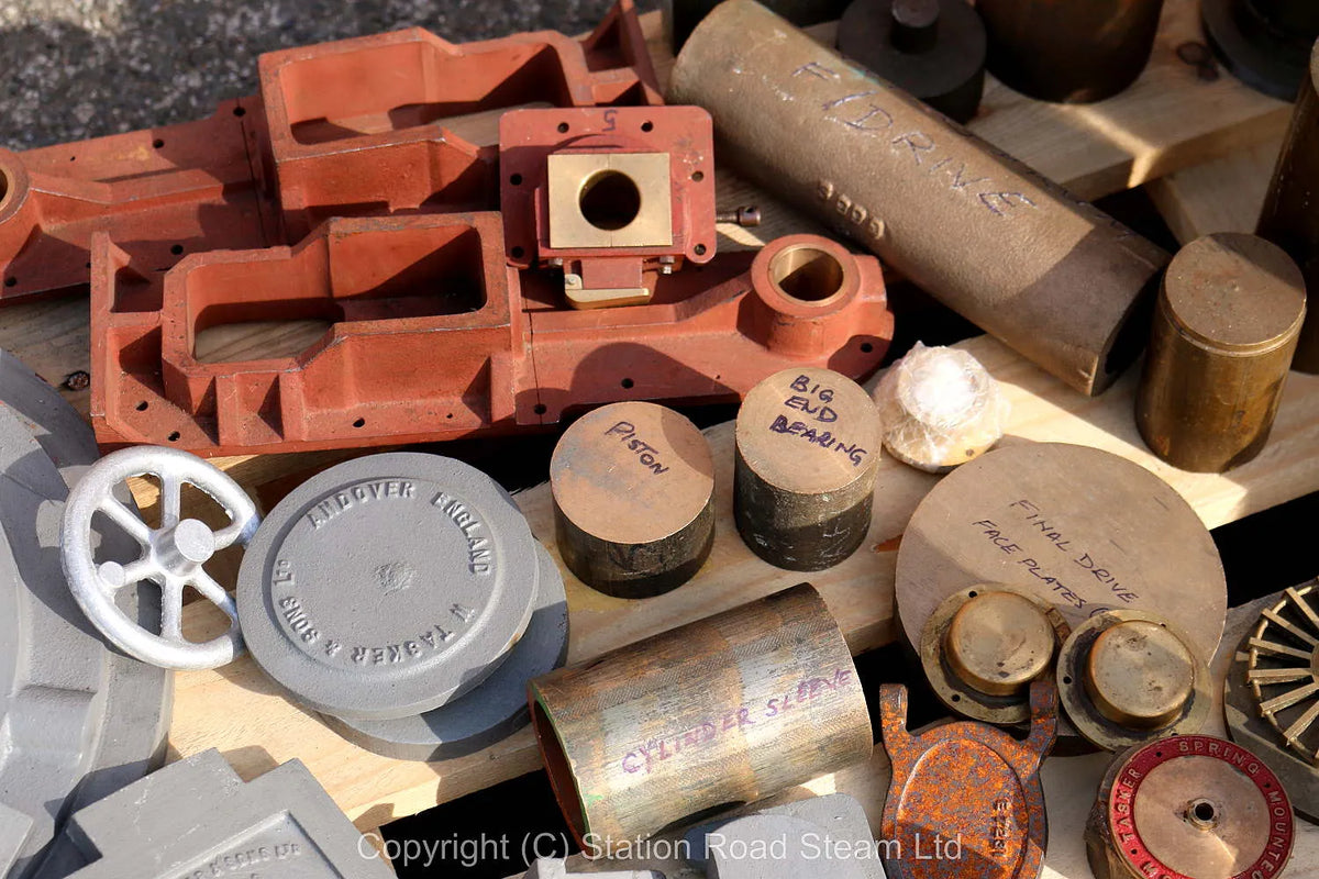 4 inch scale Tasker "Little Giant" parts/castings/copper boiler