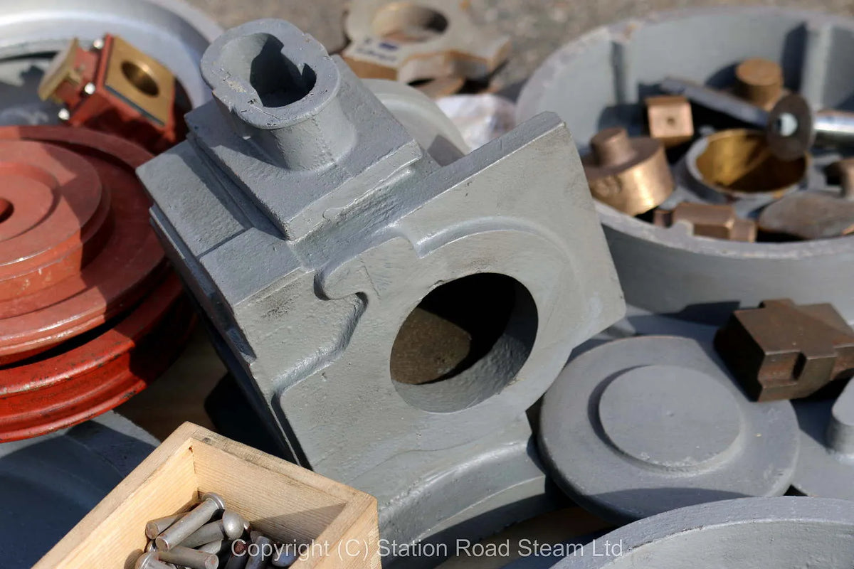 4 inch scale Tasker "Little Giant" parts/castings/copper boiler