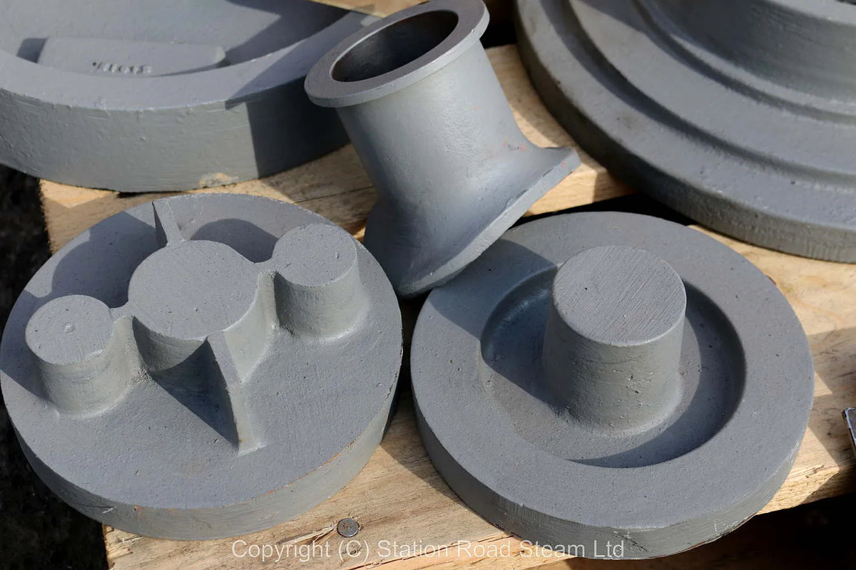 4 inch scale Tasker "Little Giant" parts/castings/copper boiler