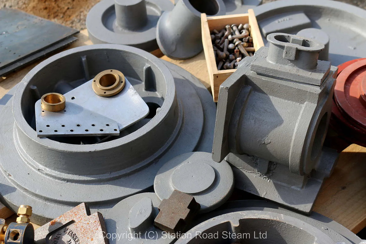 4 inch scale Tasker "Little Giant" parts/castings/copper boiler