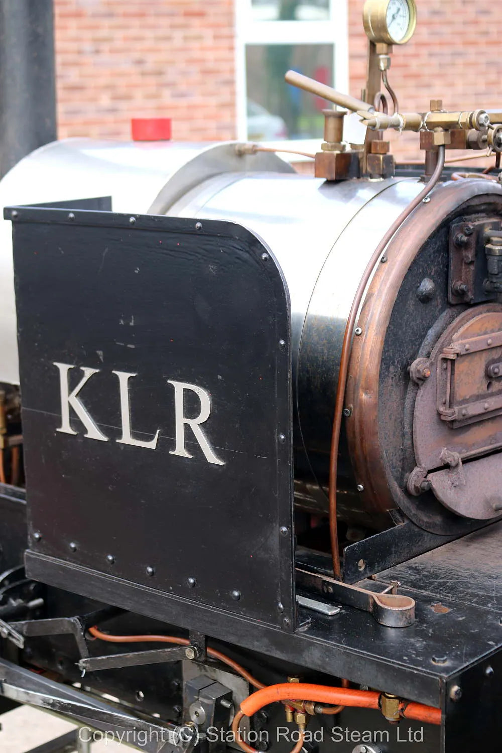 7 1/4 inch narrow gauge KLR No.7 0-4-0 + tender