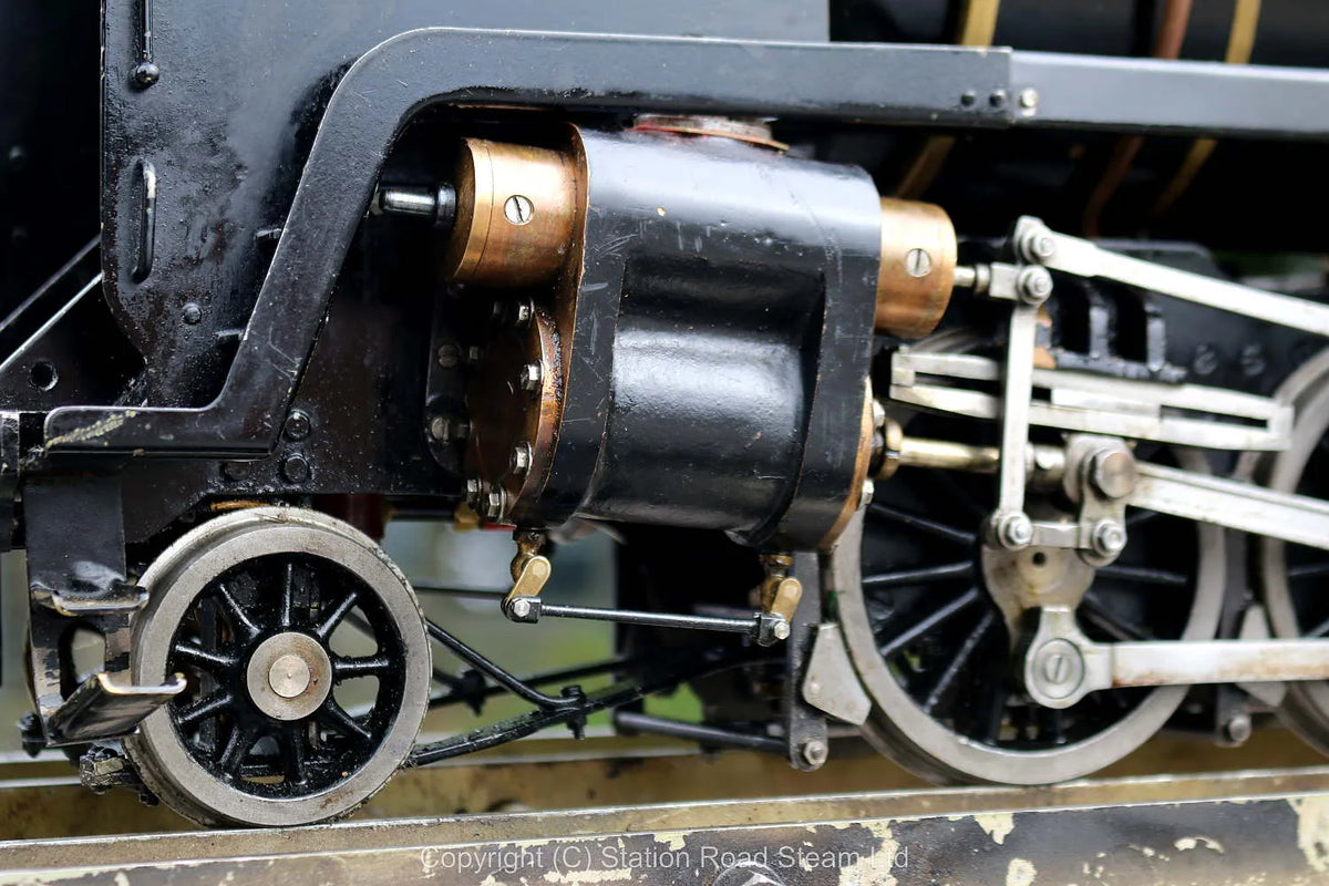 3 1/2 inch gauge BR 9F 2-10-0